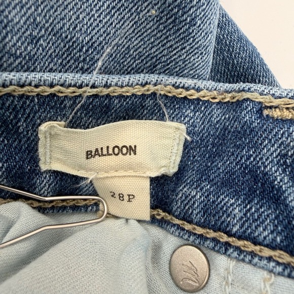 Madewell Balloon Jeans Women's Size 28P Light Wash Cotton Blend‎ Cropped - Picture 3 of 10